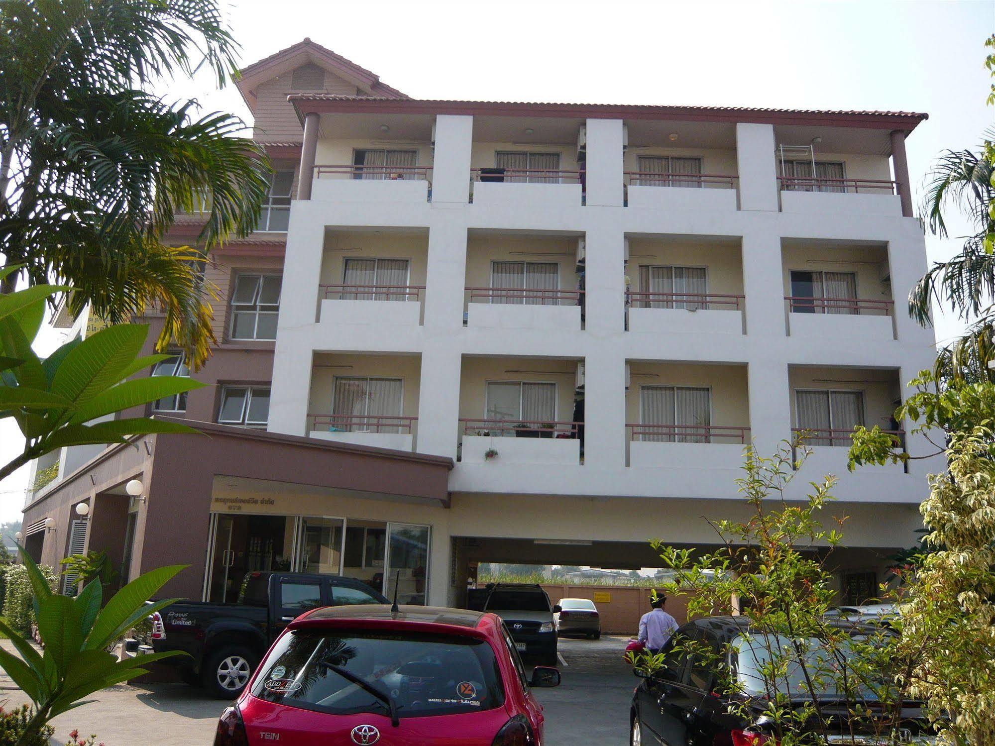 Thanapa Place Banguecoque Exterior foto