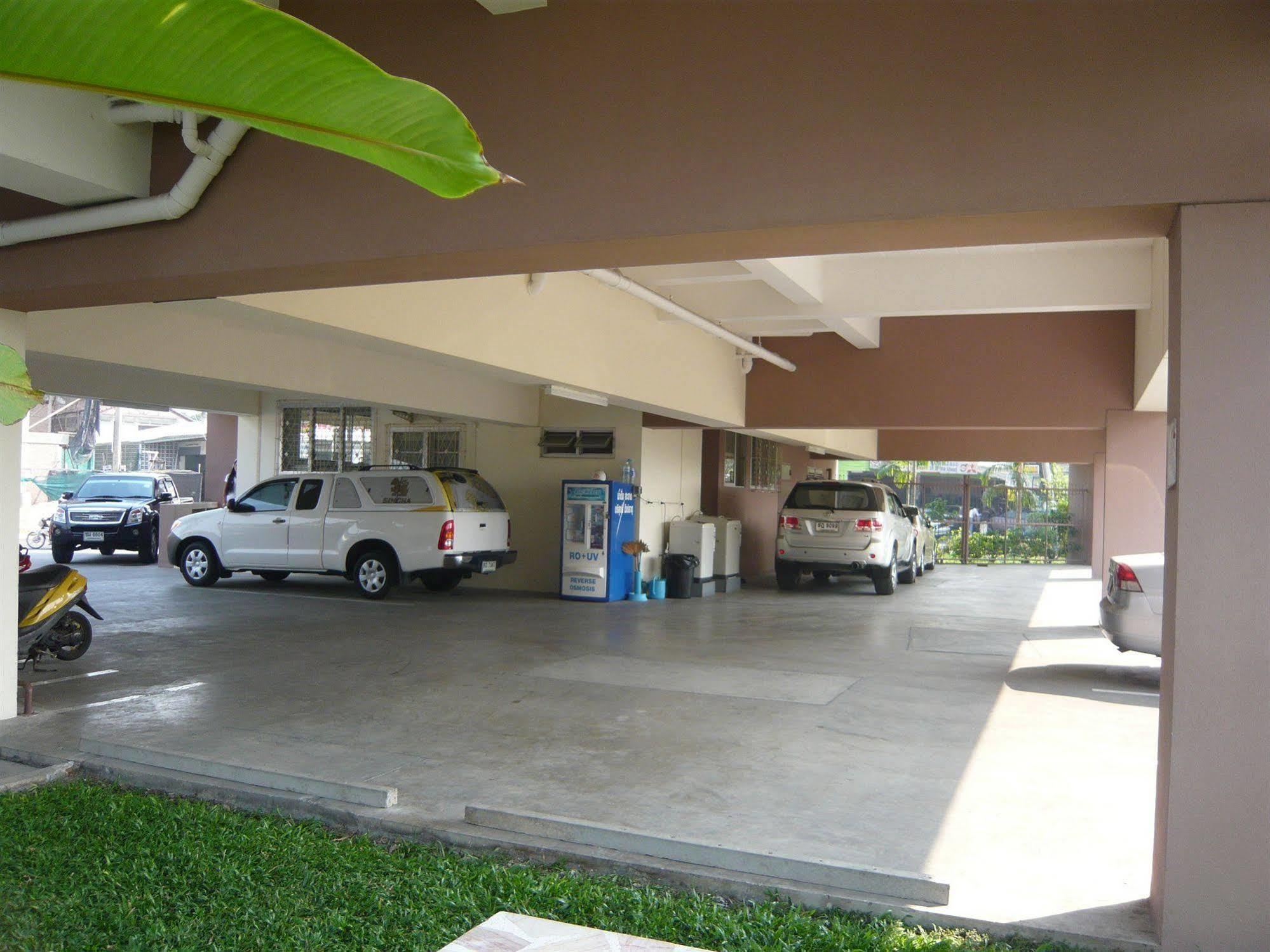 Thanapa Place Banguecoque Exterior foto